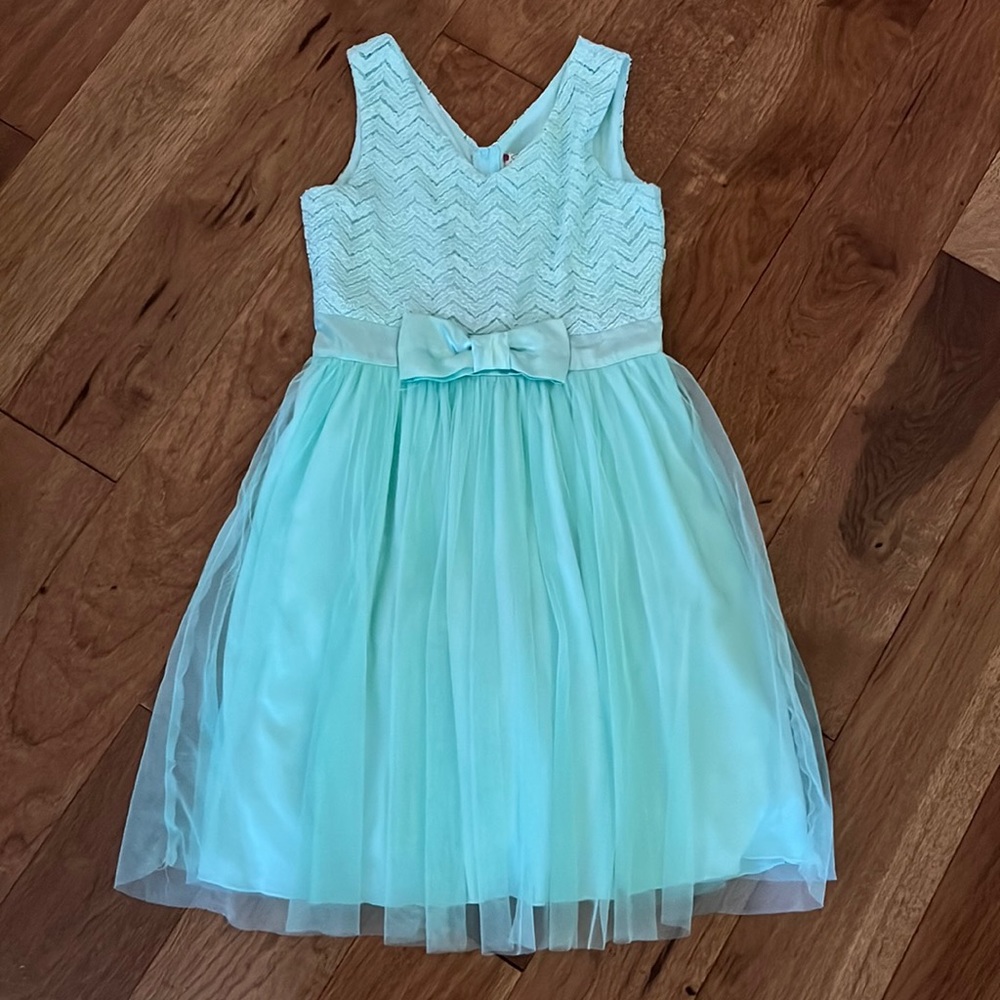 Mint dress like new